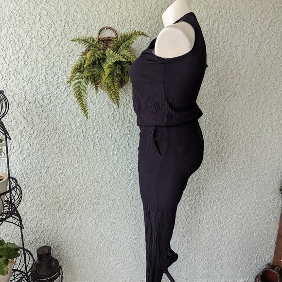 Revolve Monrow Crepe Jumpsuit  navy blue size L - Picture 6 of 6